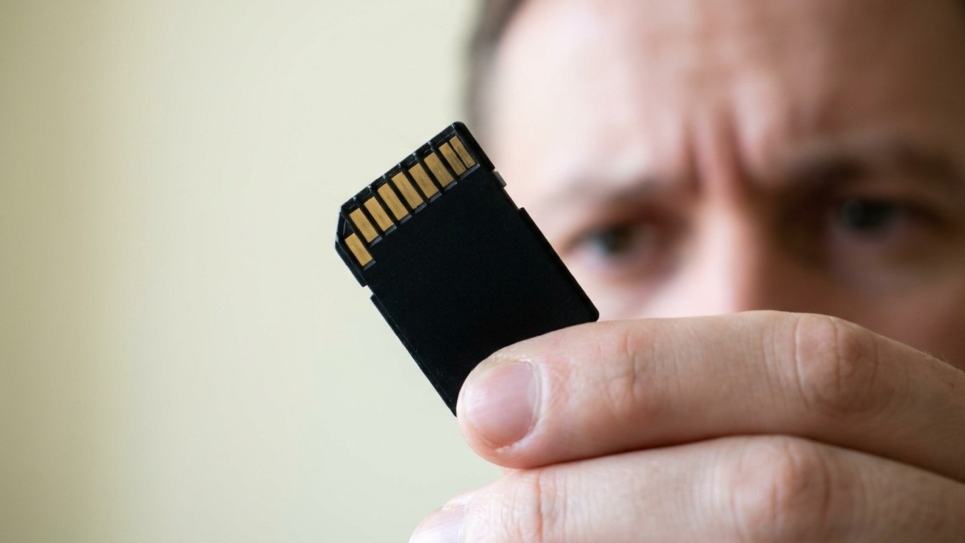 J'ai voulu récupérer mes photos de vacances après cinq ans : en ouvrant la carte SD, j'ai compris trop tard