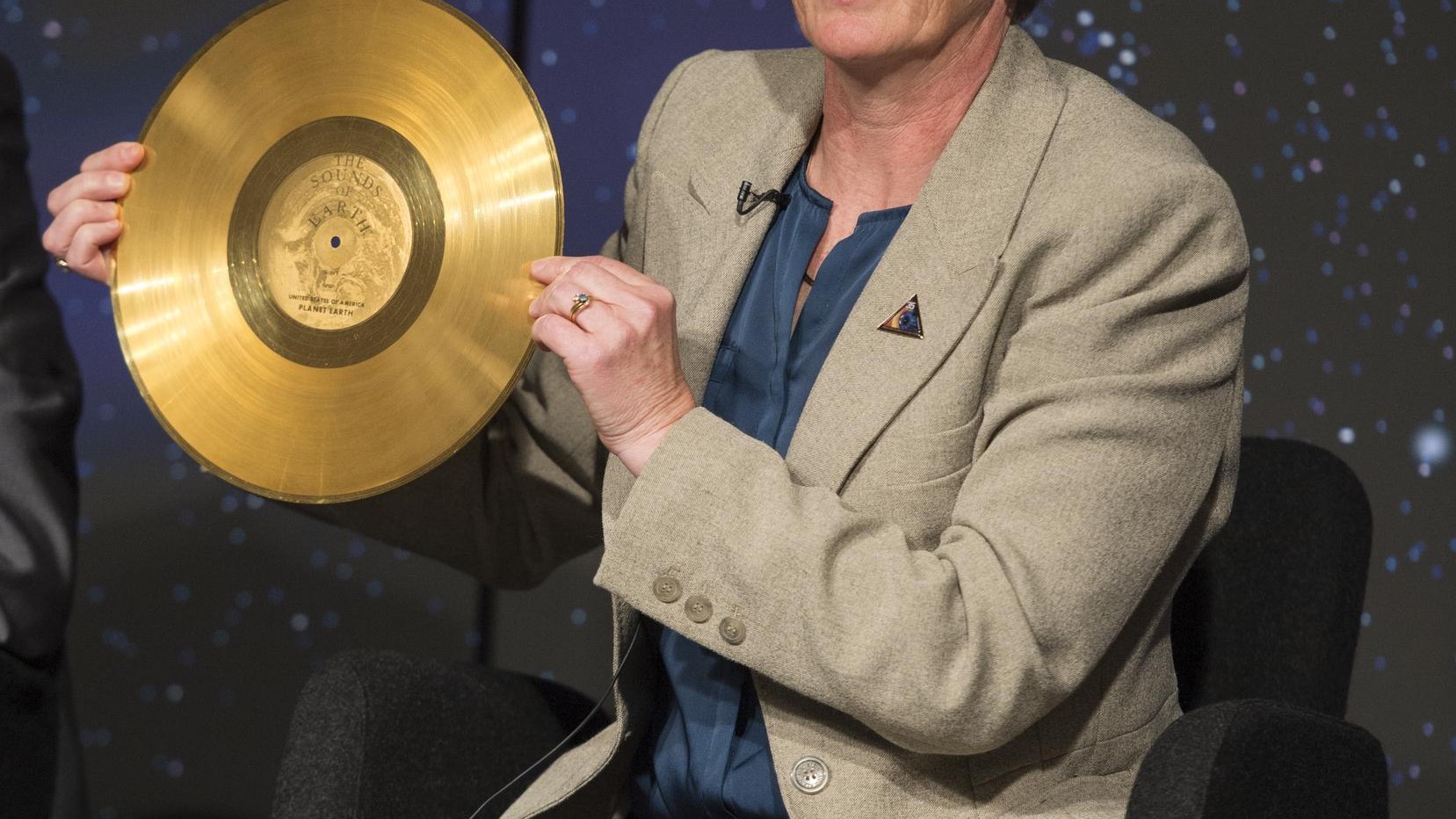 Mon téléphone a lâché au bout de 3 ans : Voyager 1 émet encore à 24 milliards de km avec du matériel des années 70