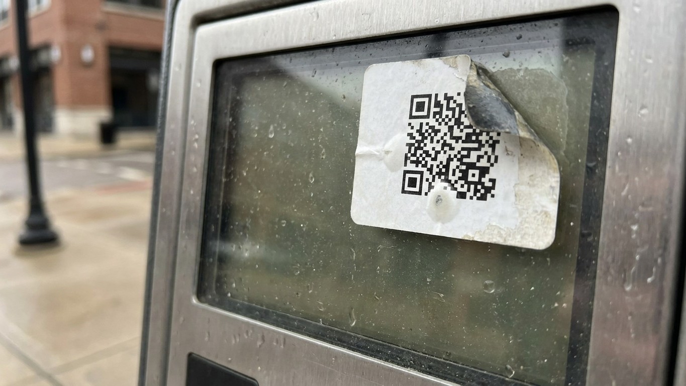 J'ai scanné le QR code collé sur l'horodateur pour payer mon stationnement plus vite : quand ma banque m'a appelé le lende...
