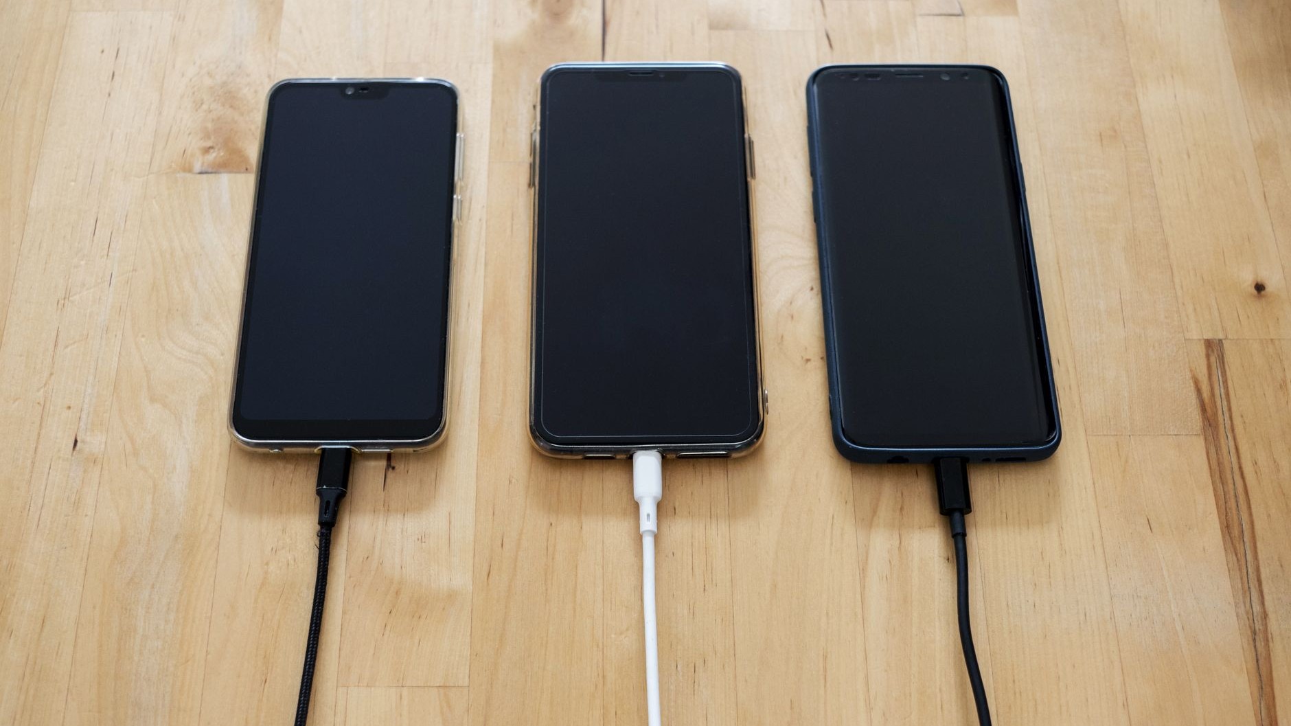 J'ai acheté un câble USB-C à 3 € juste pour remplacer celui de mon PC portable : avec mon chargeur 100 W, j'ai compris ce ...