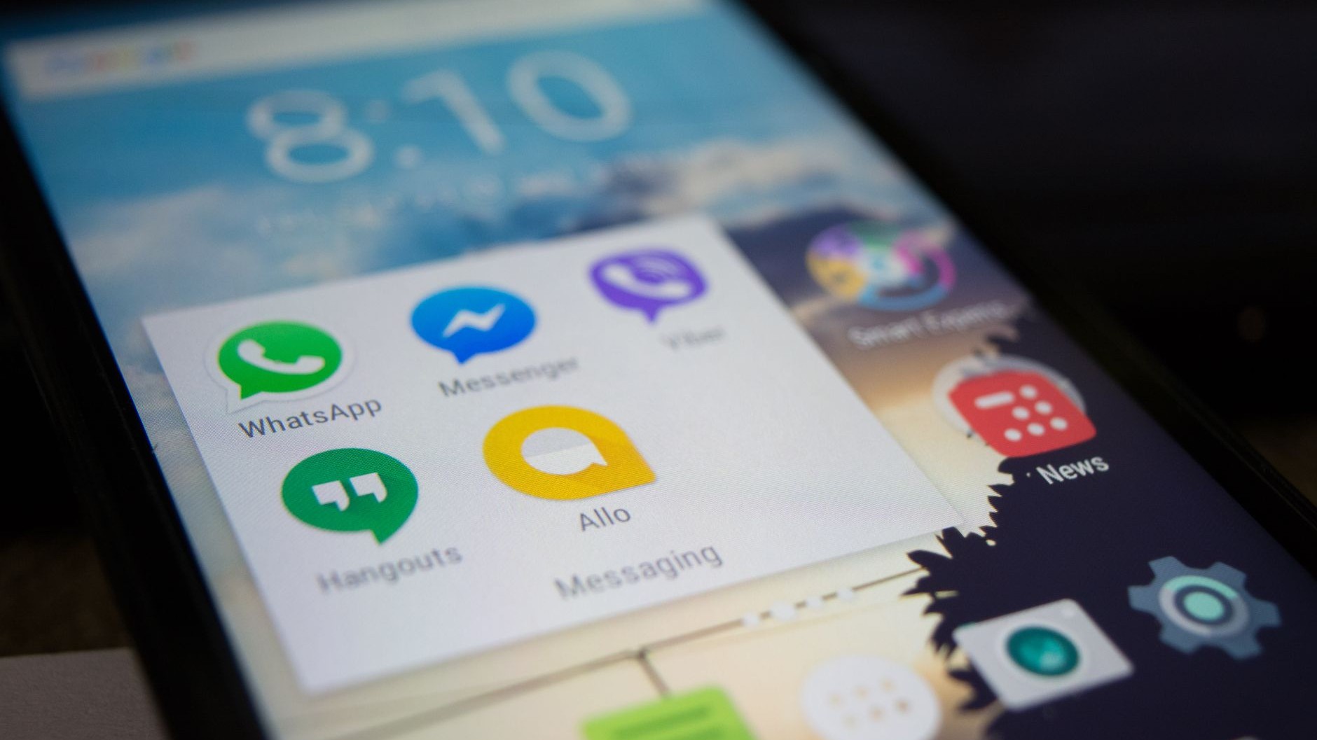 Mon historique WhatsApp partait dans le cloud toutes les nuits depuis trois ans : le soir où j'ai ouvert les réglages, il ...